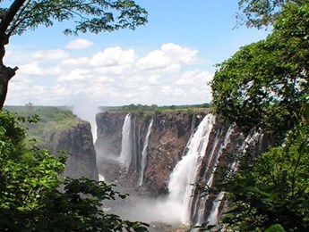 Travel Guide: Zimbabwe