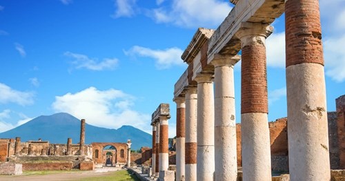 Visit Pompeii