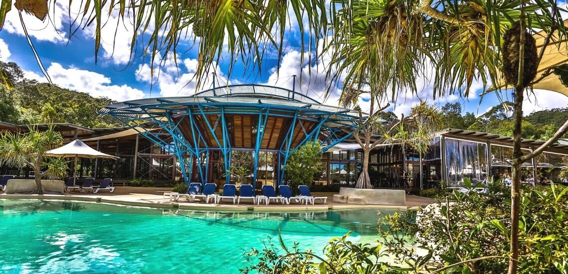 Pool Kingfisher Bay with Encounter Travel