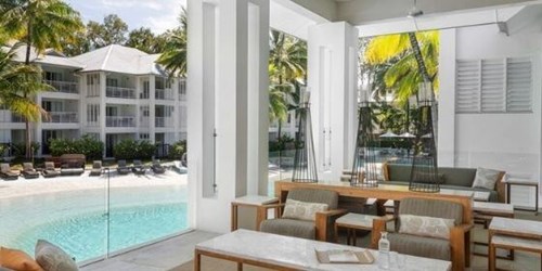 Peppers Beach Club Lounge Lobby area