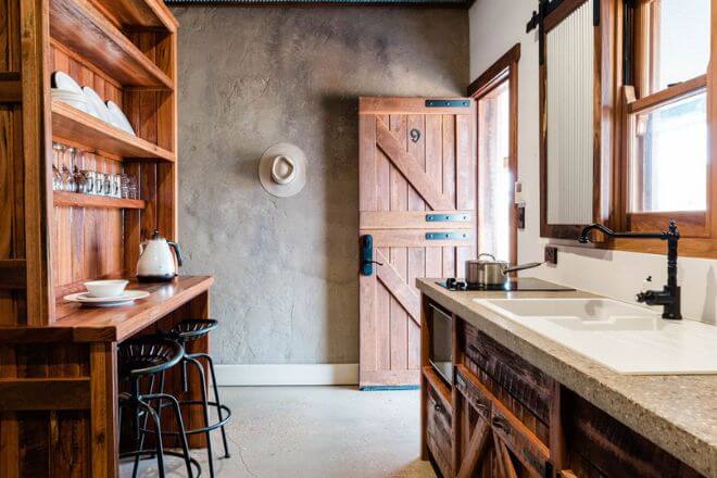 Encounter Travel in Longreach @ Saltbush Retreat